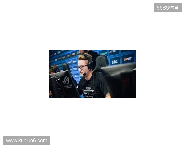 英超本轮最佳球员候选:埃泽、皮克福德、桑托斯入选 英超本轮最佳球员候选:埃泽、皮克福德、桑托斯入选